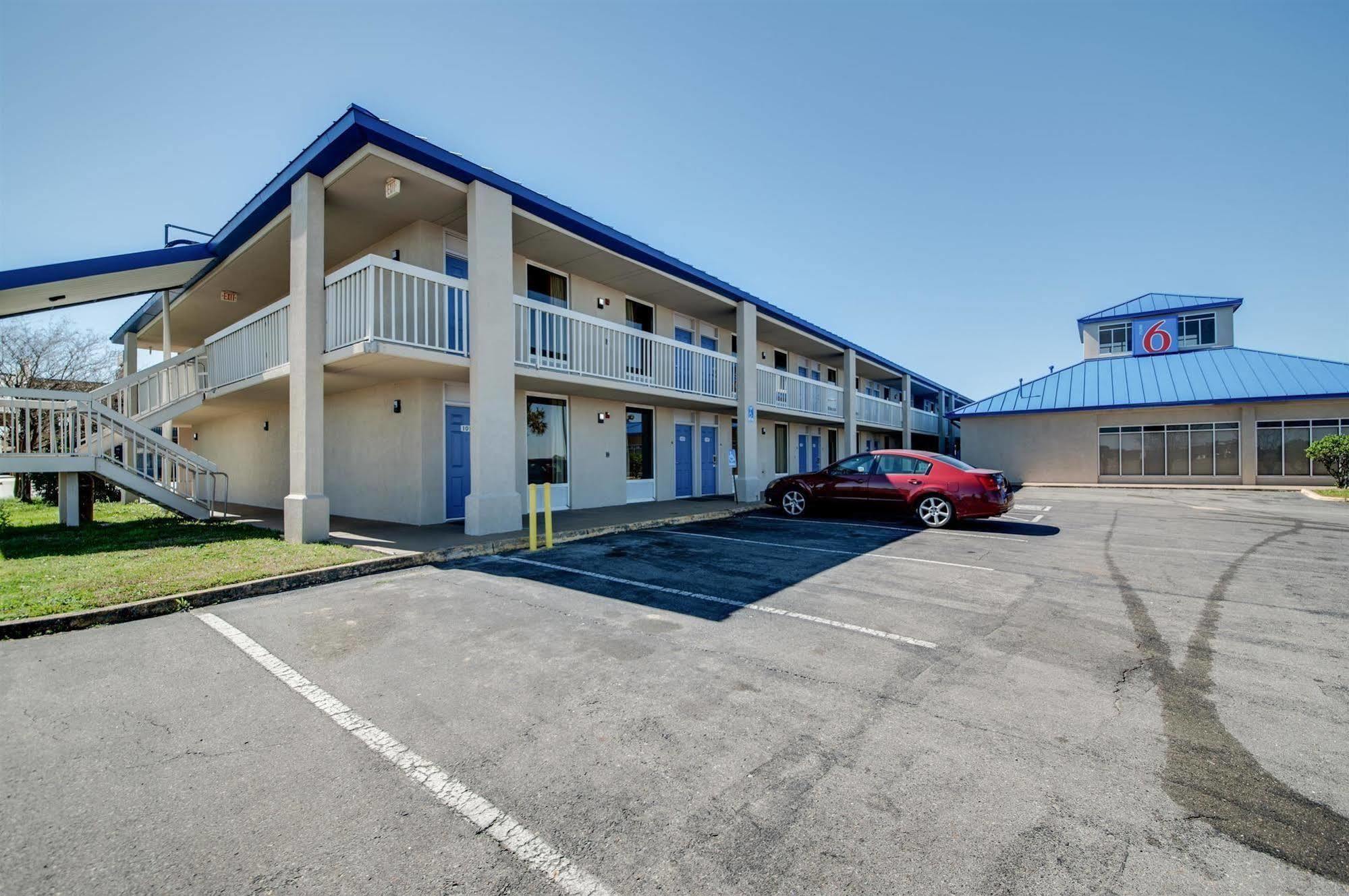 Motel 6-Jennings, La Εξωτερικό φωτογραφία