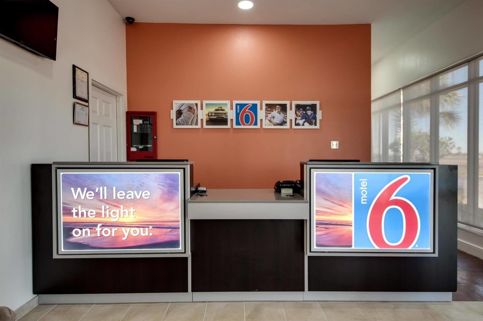 Motel 6-Jennings, La Εξωτερικό φωτογραφία